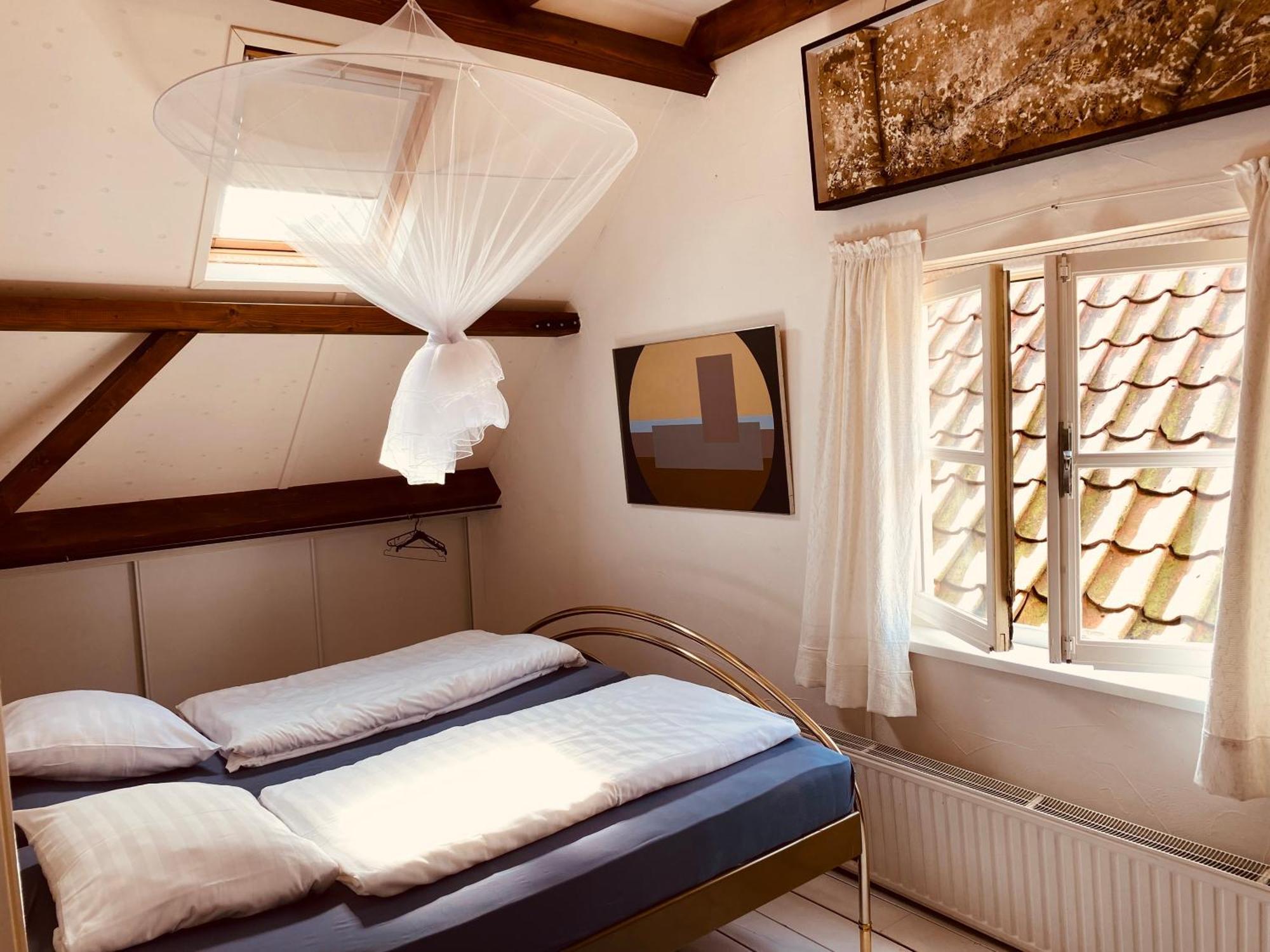 Vakantie Appartement Goedereede Let Op De Badkamer Moet Met Andere Gasten Gedeeld Worden 외부 사진